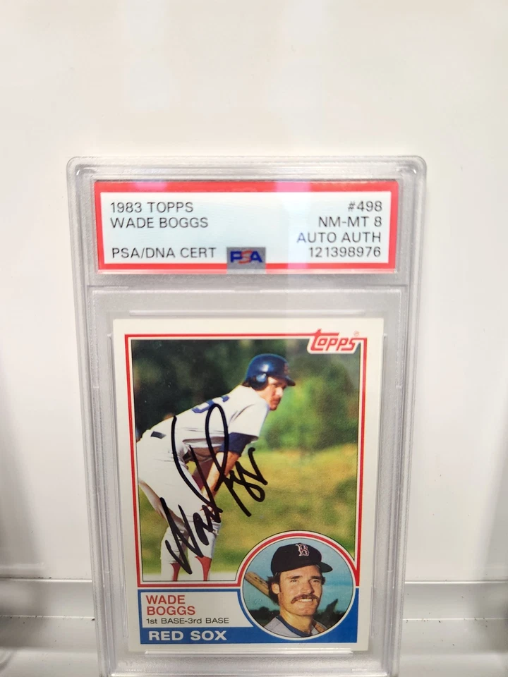 Topps Wade Boggs #498 1983 PSA 8 con automático auténtico Foto 2 de 4