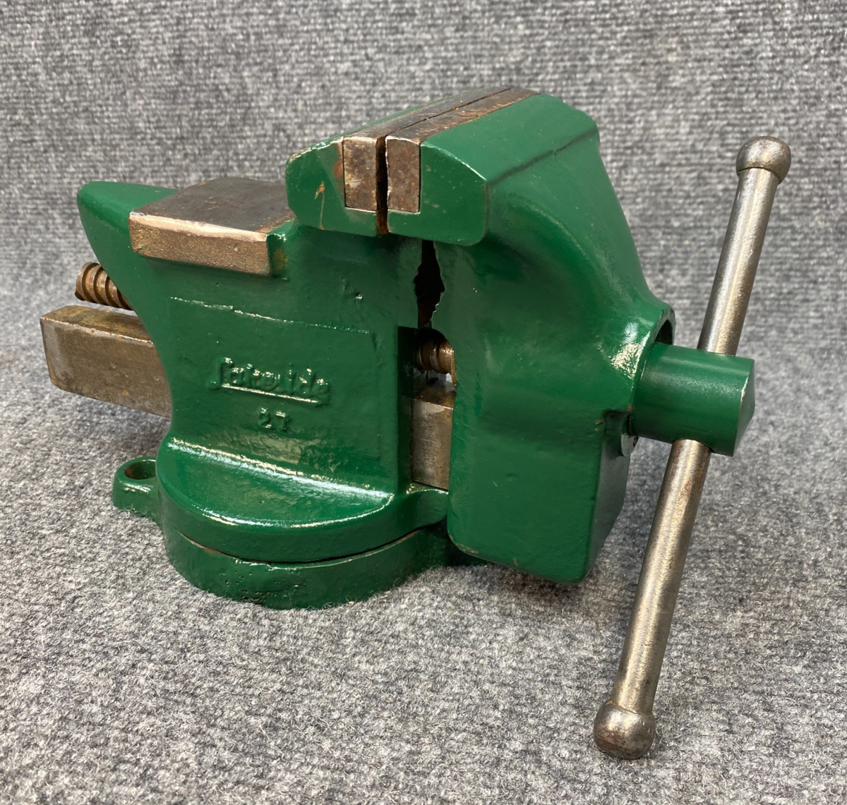 Lakeside No 27 Vintage Cast Iron Bench Vise 3-3/4