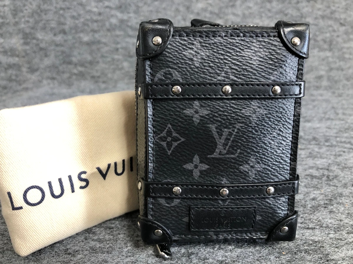 Louis Vuitton: Louis Vuitton Essentials: Christopher & Soft Trunk