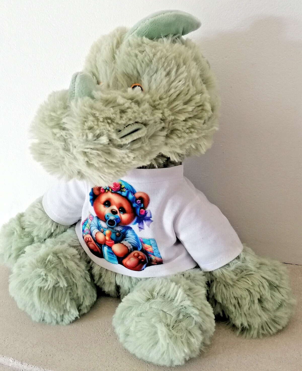 Doudou dinosaure vert personnalisé avec prénom en coton doux