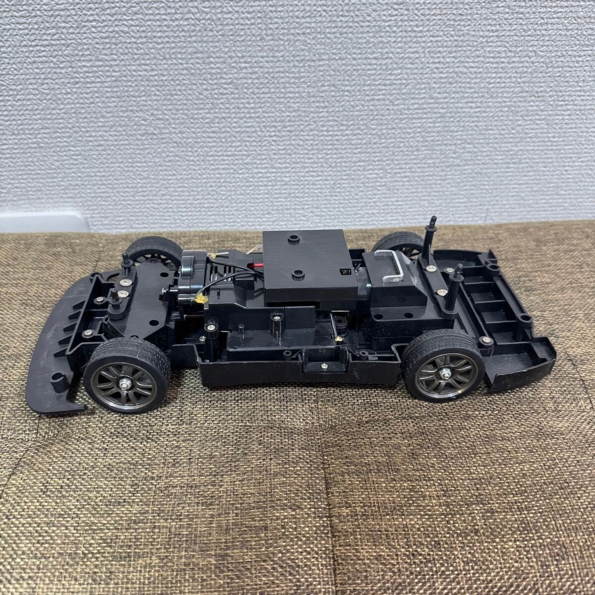 Picture 11 of 16