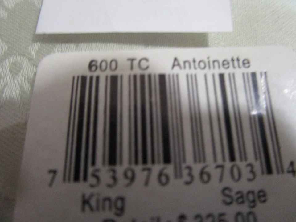 Bloomingdale's green sage floral Antoinette king flat sheet 600 TC New - Image 3 of 3