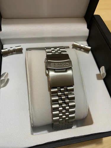 SEIKO 20mm jubilee stainless steel Strap /Bracelet With curved lug ends BARGAIN! - Picture 8 of 16