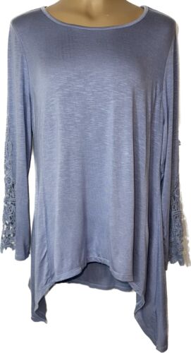Soft Surroundings Blue Asymmetric Top Embroidered… - image 1