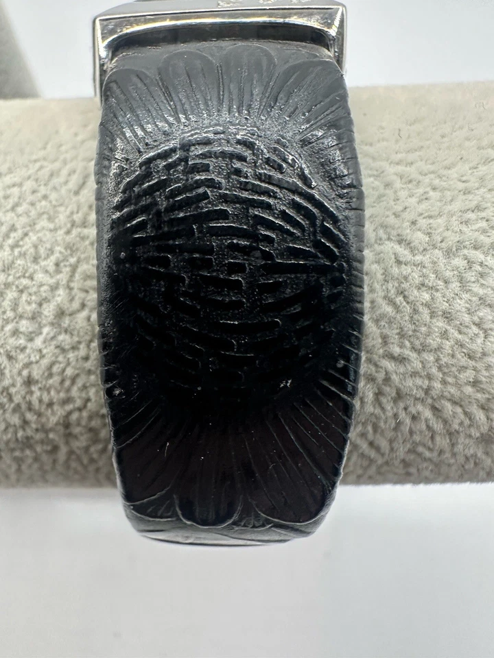 Reloj Chico's Mujer Brazalete Brazalete Batería Nueva Banda Negra 30MM 6.5" U Foto 4 de 4