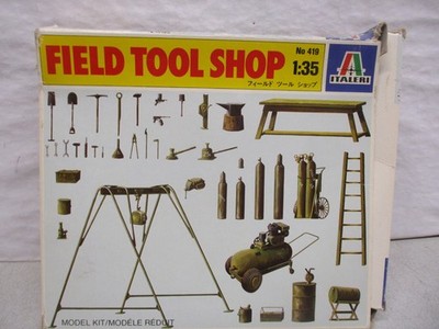 Italeri Field Tool Shop 1/35