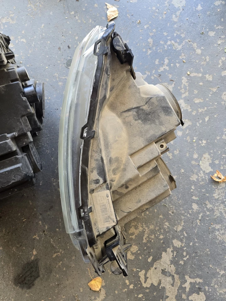 Faróis de halogênio laterais para motorista e passageiro Land Rover LR4 2010 - 2013 fabricante de equipamento original L8467 - Imagem 4 de 4