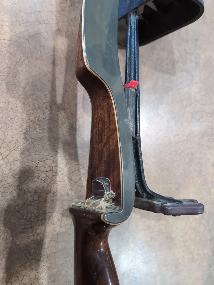 Arco tradicional recurvo Browning Wasp diestro 56” 45# - 2T1835 Foto 4 de 4