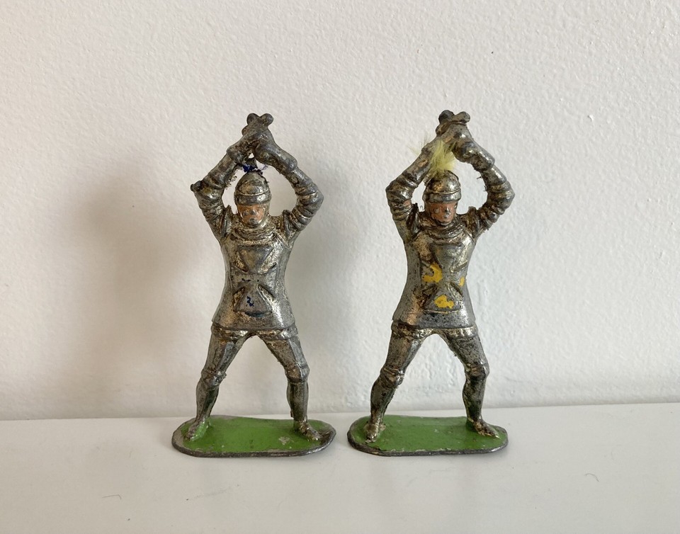 Figurines Timpo Toys Rares – 2 Chevaliers Avec Boucliers Marrons – Cavalerie Vintage