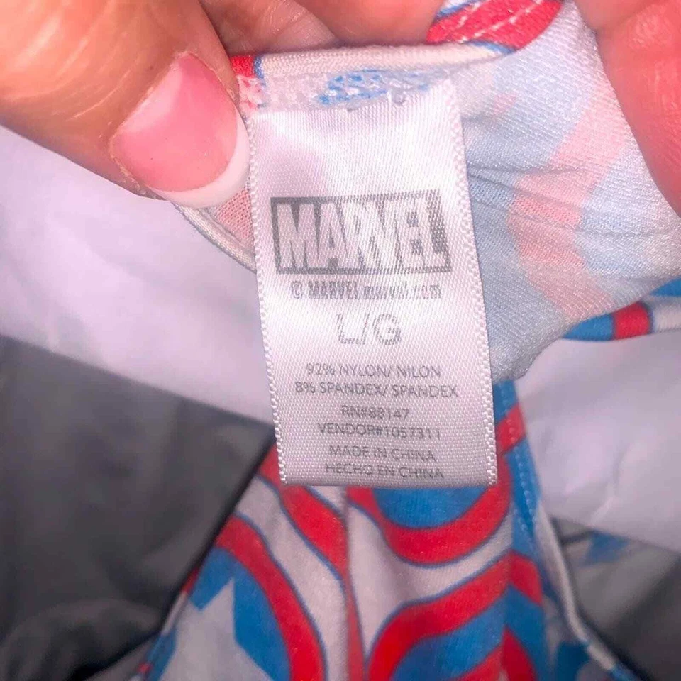 Sujetador deportivo Marvel Capitán América L Foto 3 de 4