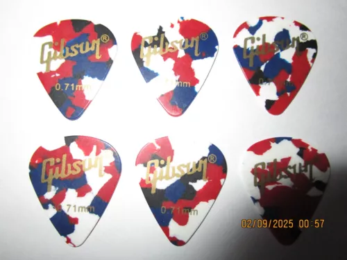 6 Pack of Gibson Celluloid Guitar Picks - Confetti, .71mm #1520