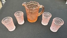 Vintage Mini Pink Glass Pitcher and Glasses Set With Embossed Peacocks Summit ?