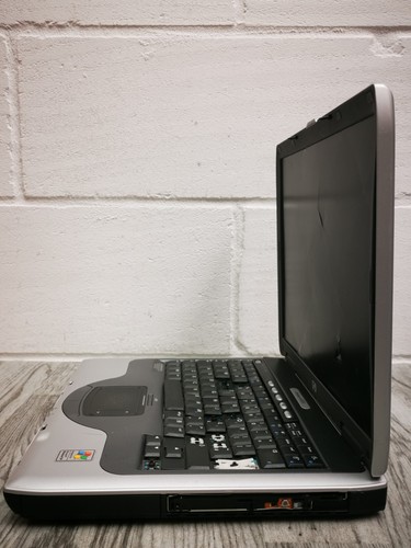 HP Compaq NX9020 Laptop - Grey (HSTNN-Q09C) **FAULTY** - Picture 8 of 12