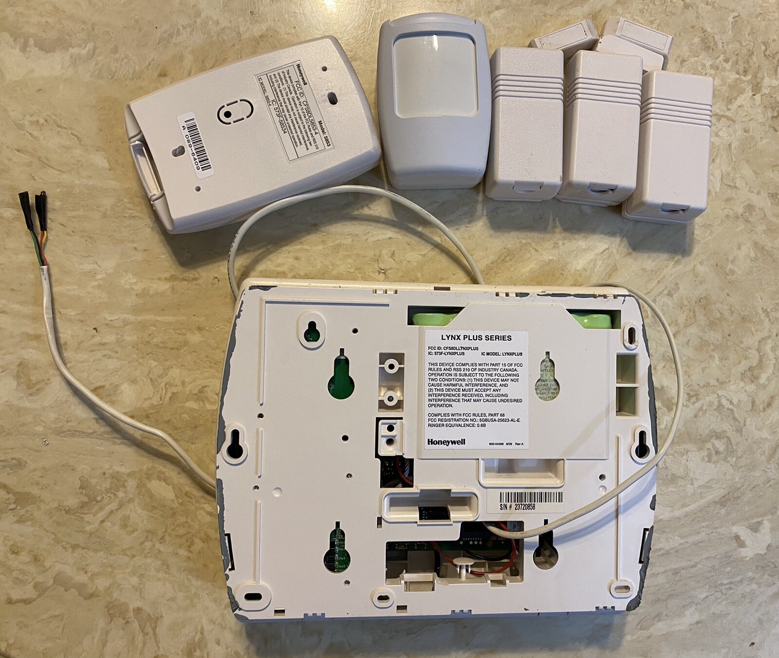 ADT Home Security Alarm System:LYNX Plus  with Accessories