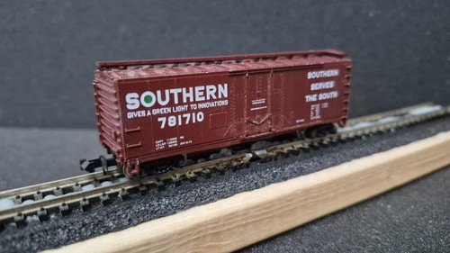N Scale Atlas Box Car Southern #781710 Rapido Couplers Metal Wheels  (No Box) | Zustand: Used