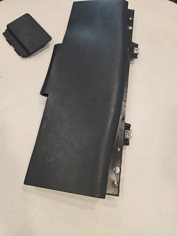 93 94 95 96 Cadillac Fleetwood Brougham Blue Column Knee Cover Fuse Cover Rwd - Image 3 of 4