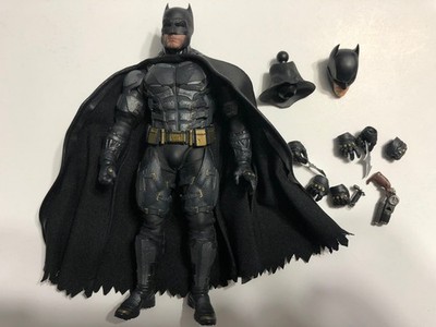 Batman Ben Affleck Muff toys Armored Mezco Custom Action Figure Bonus Head