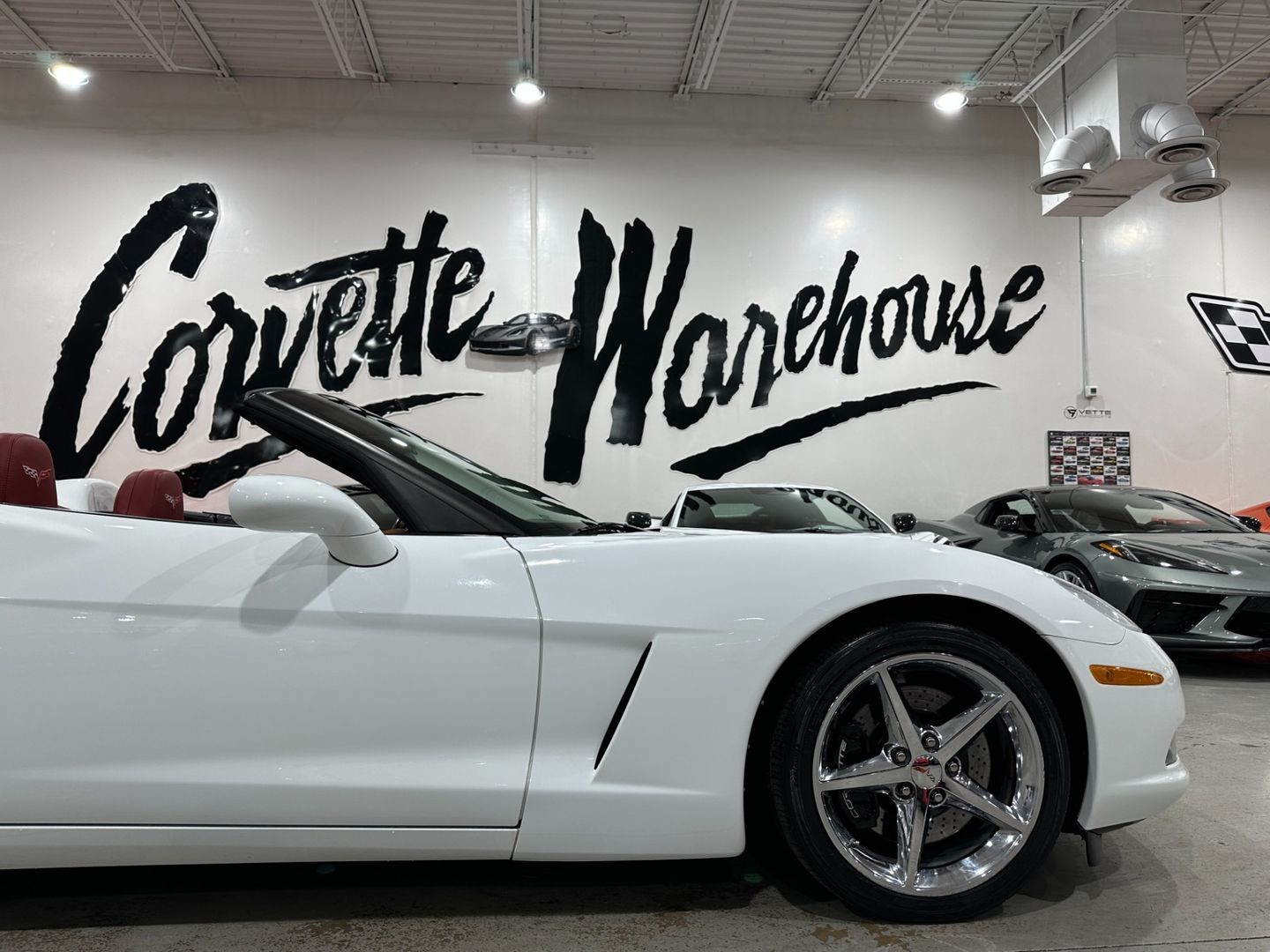 2013 [10U] Arctic White Chevrolet Corvette   | C6 Corvette Photo 6