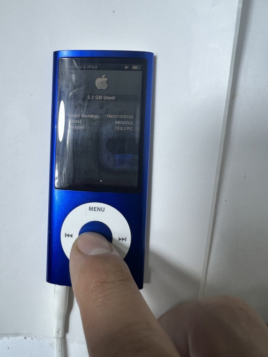 Apple iPod nano 5th Generation Blue (8GB) Tested Works Great