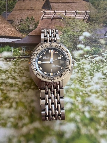 DOXA Sub 250T GMT Vintage Sharkhunter, Box, Papers and Bracelet