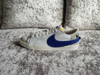 Nike Blazer Low 77 Jumbo Mens Sneakers White Old Royal Blue Size 11
