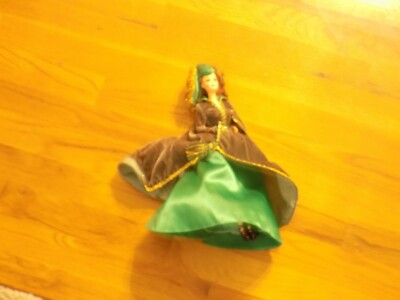 Barbie Hollywood Legends: Scarlet O' Hara Green Curtain Dress