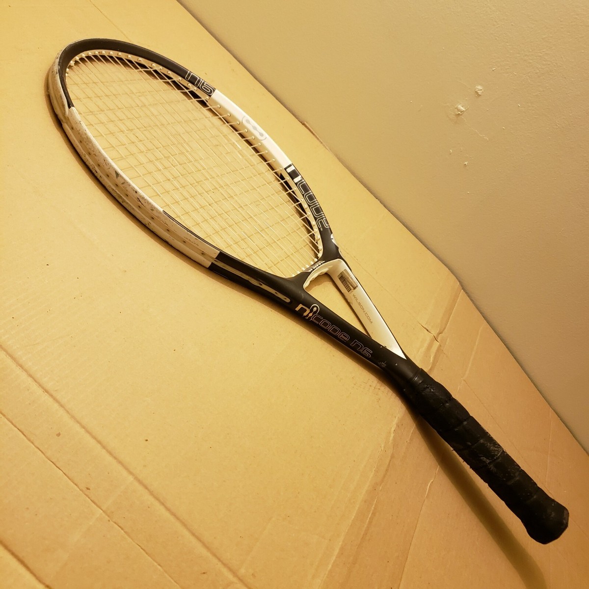 Wilson Ncode N6 MidPlus 95 sq.in. Tennis Racket Grip 4 5/8