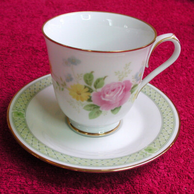 Noritake (Jubilation Pat #2756) 3 1/8'' CUP & SAUCER SET(s) Exc (2+ left)