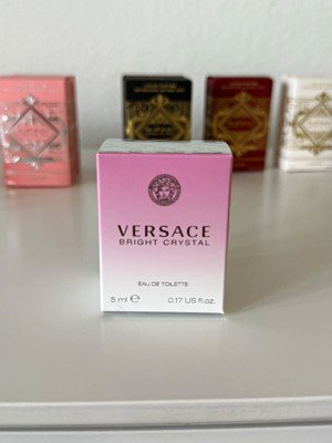 Versace Bright Crystal Eau de Toilette Miniature 5 mL / 0.17 fl oz
