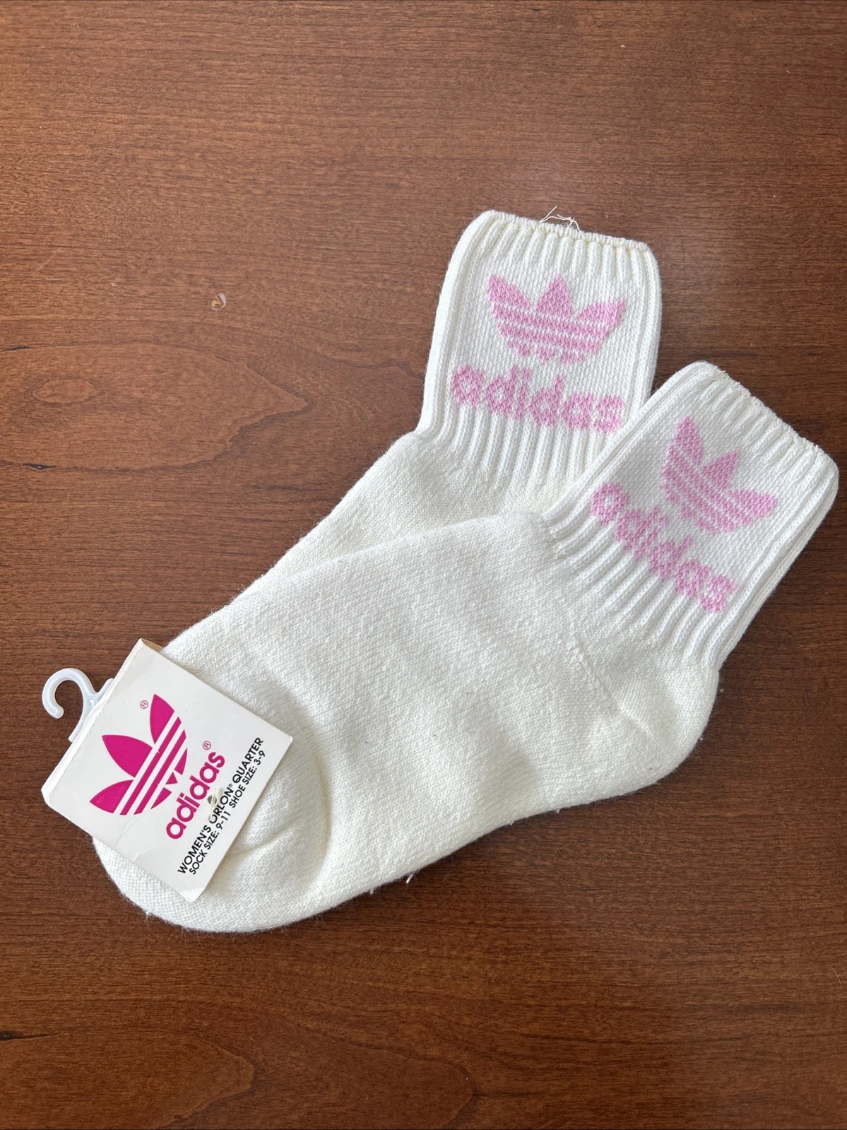 VTG Socks Trefoil Adidas Pink Orlon Acrylic Blend Womens 80s Ankle Quarter 9-11.
