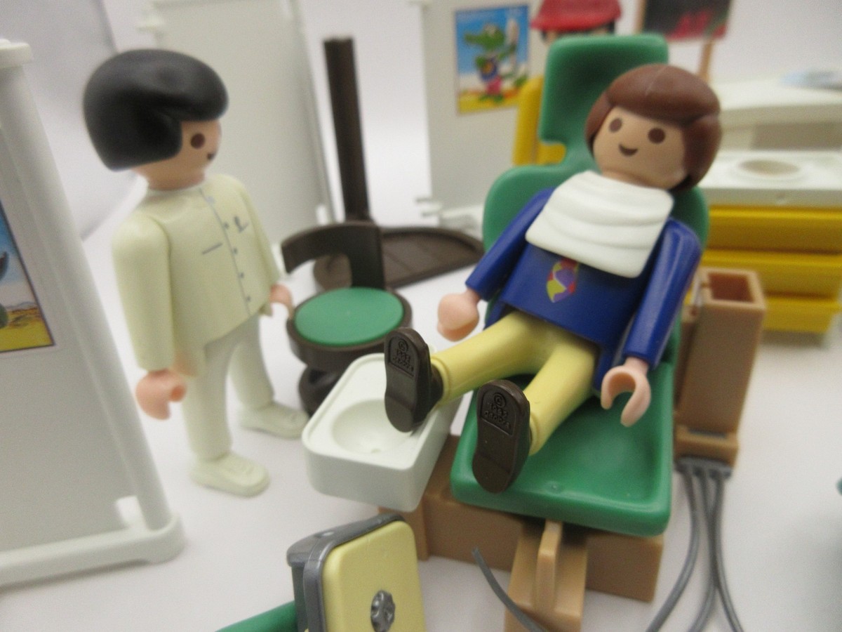 RARE! 3762 Vintage Playmobil Dentist Office Waiting Room Dollhouse