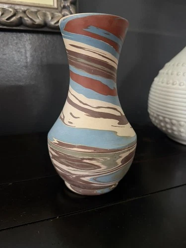 Vintage NILOAK Mission Swirl Pottery Vase, 8 inches