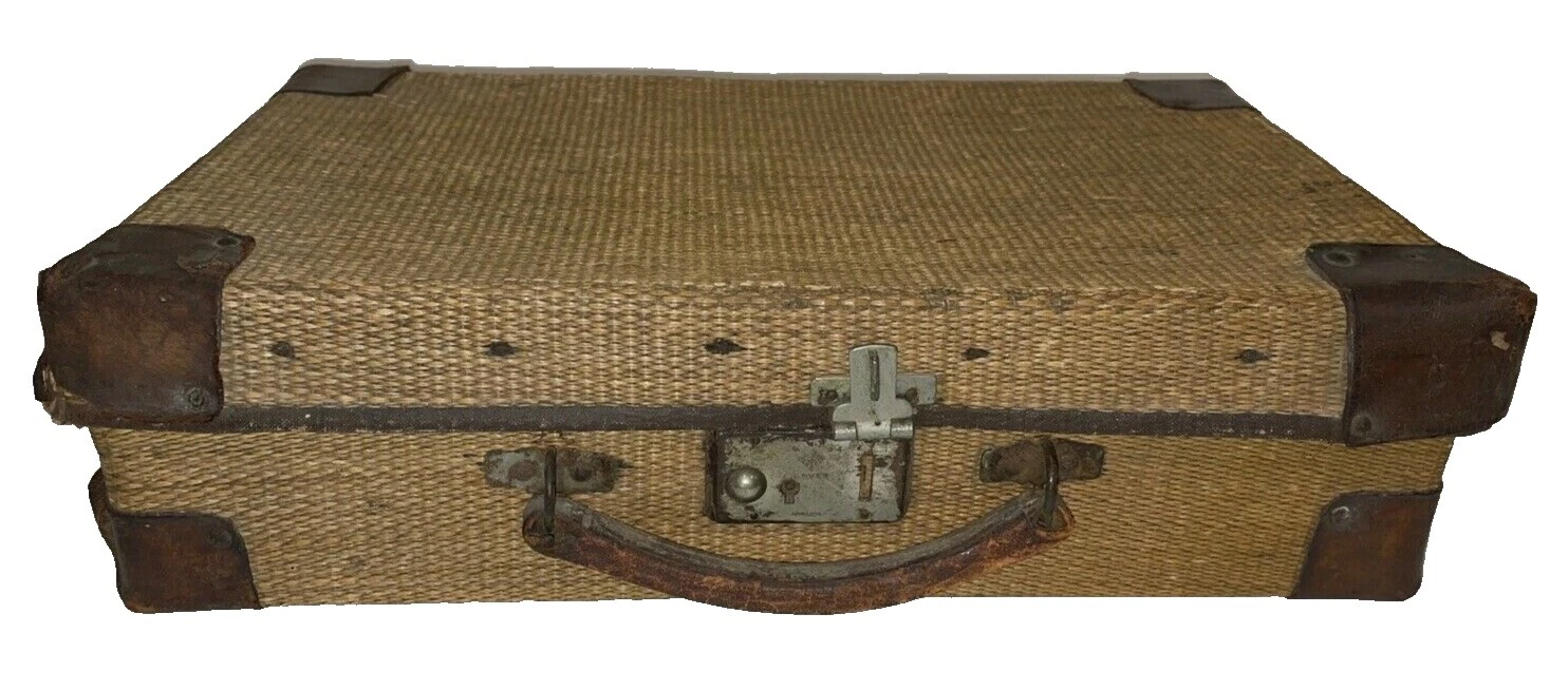 Brown 1920s Decade Vintage Luggage & Vintage Travel Accessories