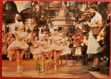 THE WIZARD OF OZ - Card #25 - MUNCHKINS - Duocards - 1996