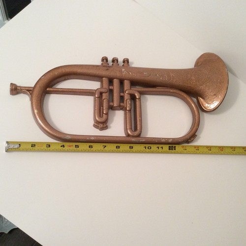 Cornet and French Horn cast resin wall hanging - Picture 10 of 14