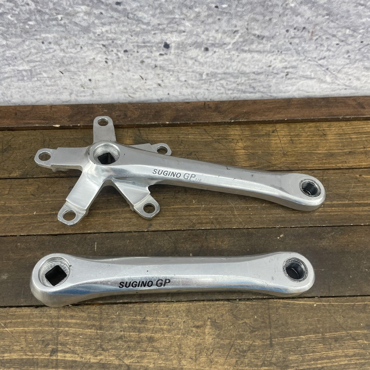 デュゴ マルケス Vintage Sugino GP Crankset 175mm Triple Square JIS 110 BCD Japan