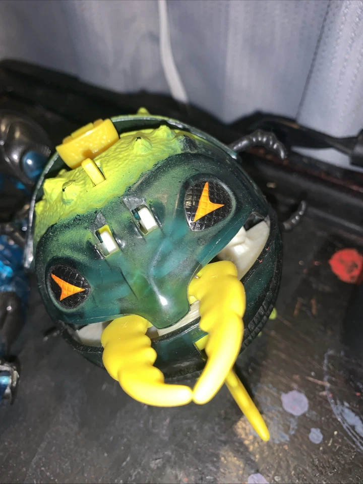 Transformers Beast War Figures, WaspInator RatBat Optimus Primal A Millipede One - Image 3 of 4