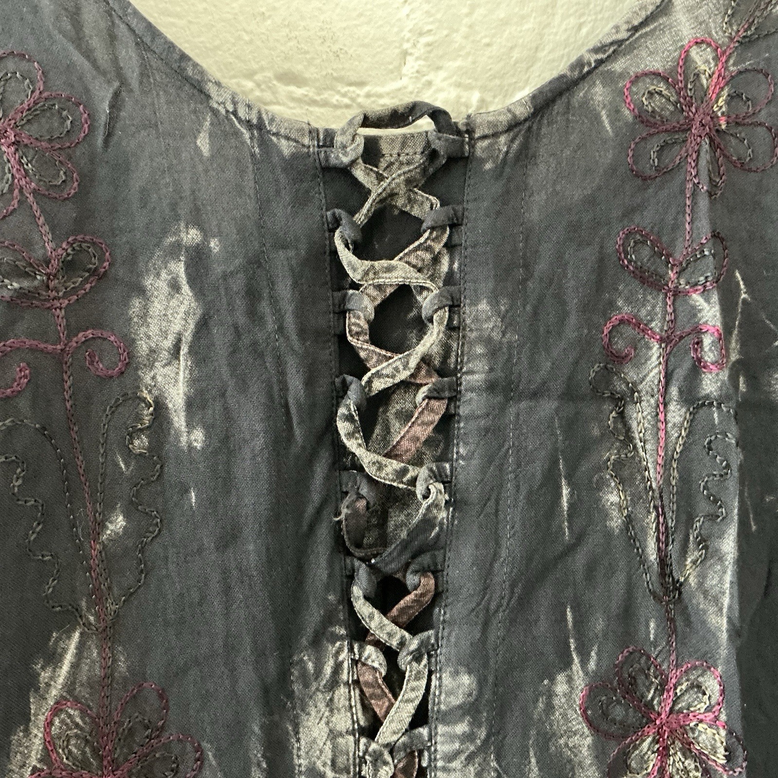 Sacred Threads Tunic Top Womens Size S/M Whimsigoth Lace-Up Boho Fairy Lace Hem