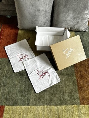 Christian Louboutin extra großer leerer Schuh + 2 staubweiße Beutel
