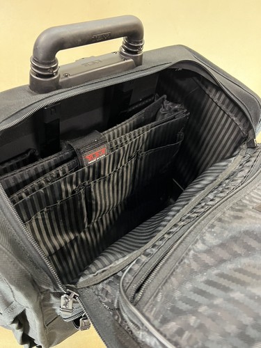 Preowned Tumi Made in USA Black 18” Wheeled Carry On Pilot Briefcase 2275D3 - Picture 13 of 17