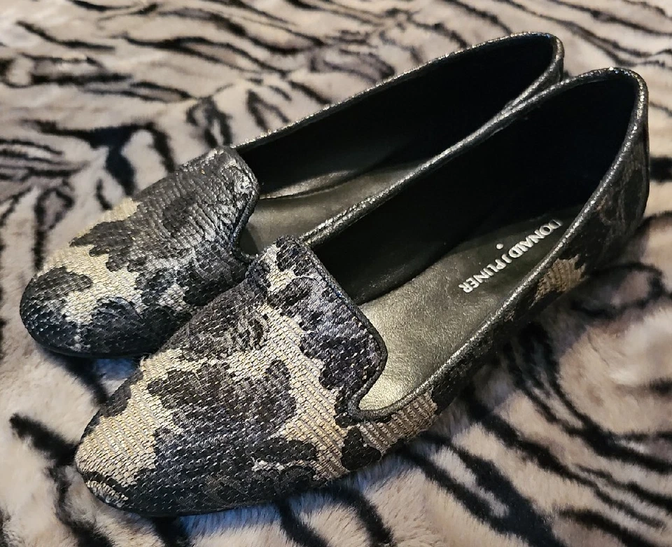 ZAPATOS PLANOS DONALD J PLINER DENDASP PARA MUJER 7,5 M PELTRE FLORAL TELA METÁLICA - USADOS EN EXCELENTE ESTADO Foto 2 de 4