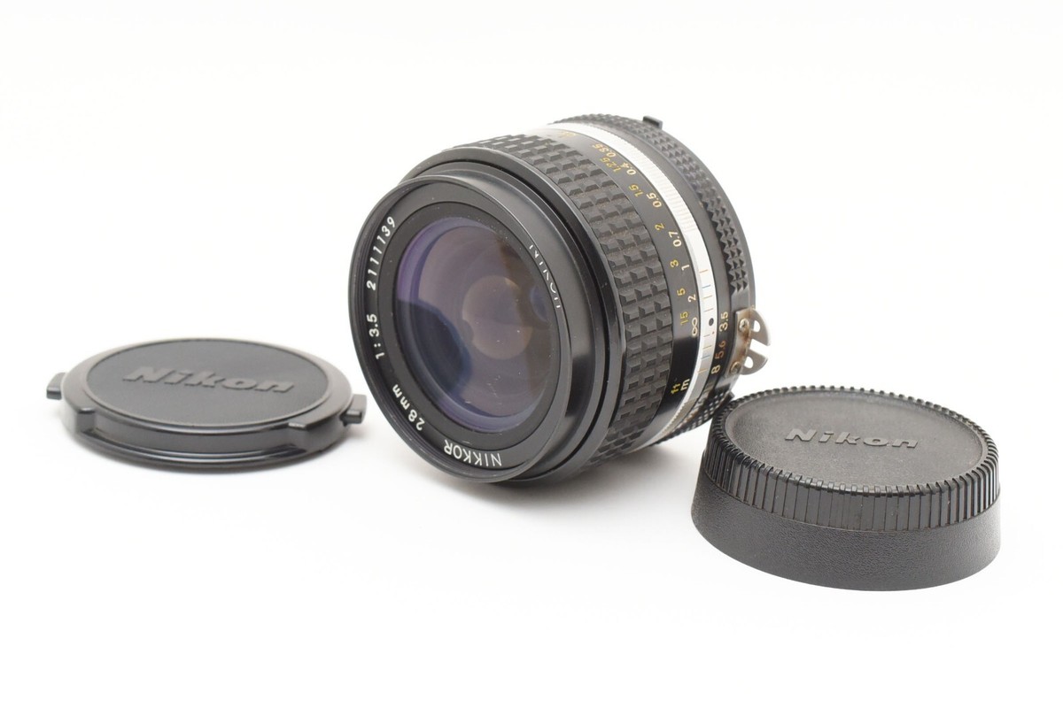 Exc+++] Nikon Ai-s Nikkor 28mm f/3.5 Wide Angle Ais MF Lens