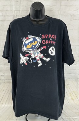 Space Is Groovy Astronaut Cat Graphic Tee Women XL