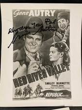 GENE AUTRY -  AUTOGRAPHED VINTAGE HAND- SIGNED PHOTO - THE BEST ON EBAY! 