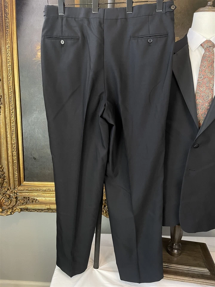 Esmoquin Joseph Abboud 44L 38 x 34 HECHO EN EE. UU. 2 piezas mezcla de lana negra 2 Btn de colección Foto 3 de 4