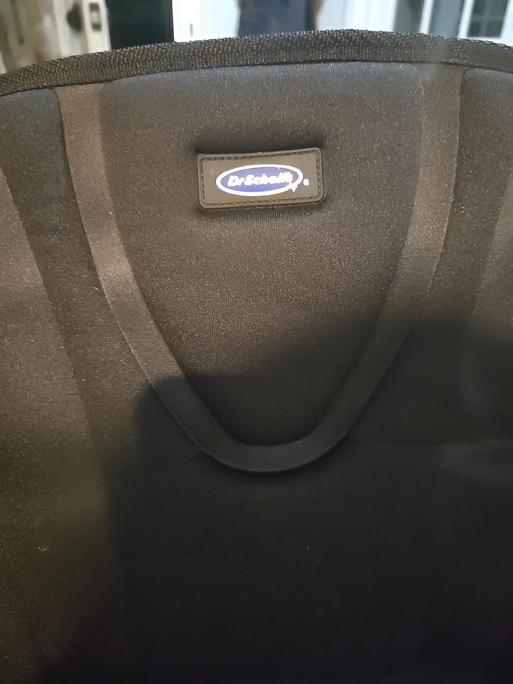 УСПОКАИВАЮЩИЙ МАССАЖЕР DR.SCHOLL'S С 5 МОТОРАМИ И ПОЛНОЙ ПОДУШКОЙ для подогрева автомобиля - Изображение 3 из 4