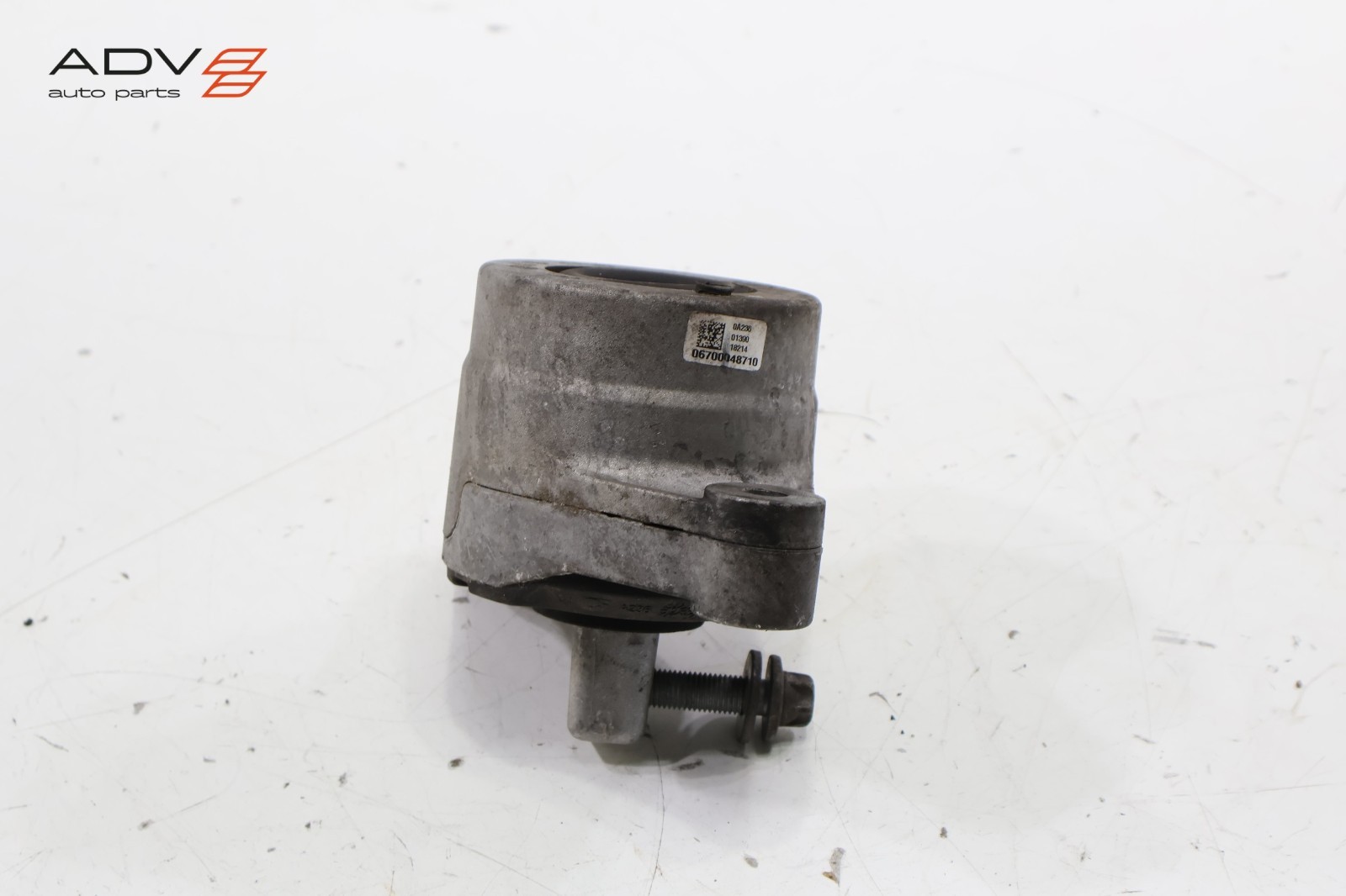 Maserati Ghibli 2014-2020 Right Side bracket P/N 13858
