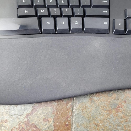 Microsoft Ergonomic Keyboard Wired Model 1878 USB 2.0 Black - Picture 5 of 14
