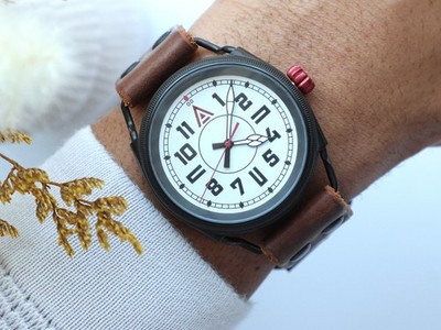 WT AUTHOR Men's Watch Model Nº 1914 White Dial - British Made & Limited Edition