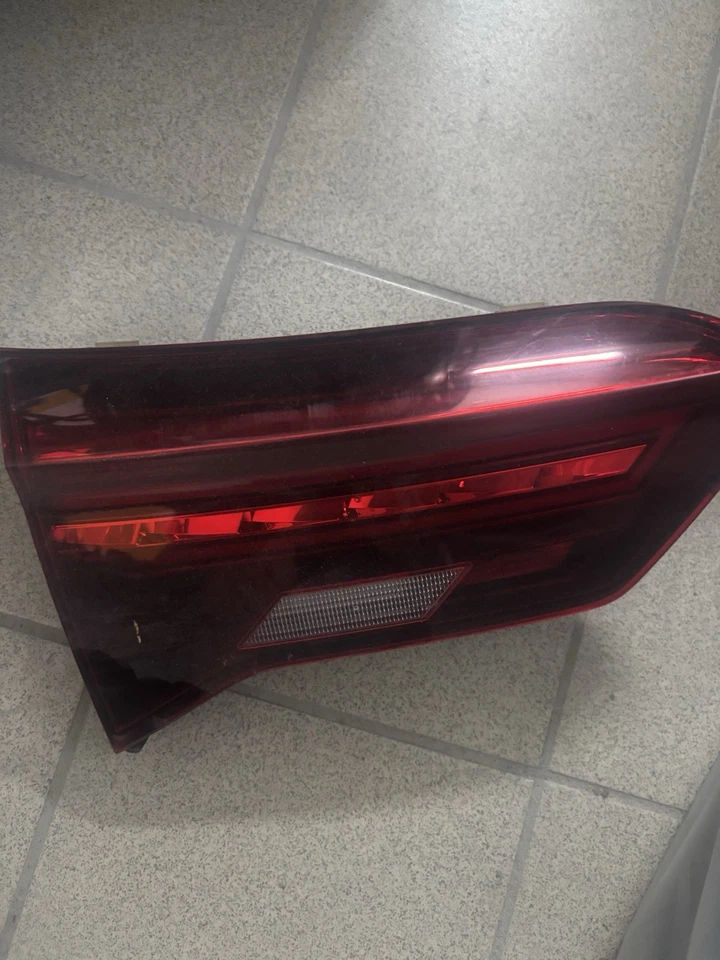 FANALE FANALINO POSTERIORE INTERNO SINISTRO VOLKSWAGEN TROC 2022 2GA945093B - Immagine 3 di 3